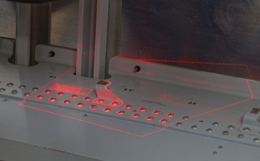 Intelligente Assistenz- und Prüfrobotik für die manuelle Produktion