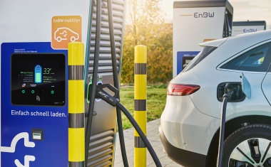 Hypernetz für E-Fahrzeuge: 2.000 Schnellladestandorte bis 2025 geplant
