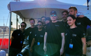 Von RS Components gesponsertes Hyperloop-Team gewann weltweiten Wettbewerb