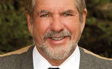 CEO von Edmund Optics wird SPIE Fellow