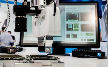 Embedded-PC als intelligenter Knotenpunkt für Robotik