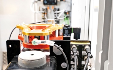 Modulares Konzept schafft  Platz im Schaltschrank