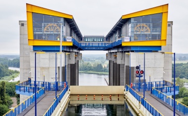 LED-basierte Signalanlage im Schiffshebewerk Niederfinow
