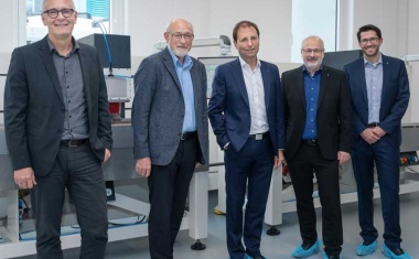 Strategic partnership to address display industry