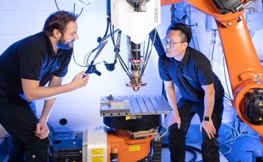 Resilient laser cladding with high-power laser
