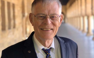Robert Byer named Optica honorary member