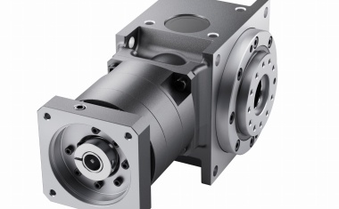 Zweistufiges Servo-Winkelgetriebe