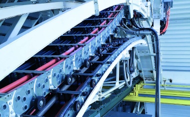 Energy supply systems especially for telescopes