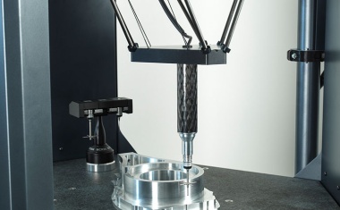 Robust CNC CMM with a small footprint for high measuring accuracy