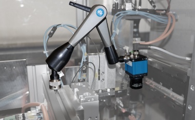 3D camera and sensor holder with turn- stop functionality