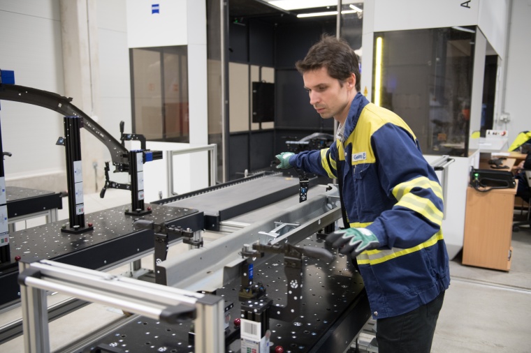 Die Gesamtlösung von Zeiss umfasst neben Messgerät, Software, Programmierung...