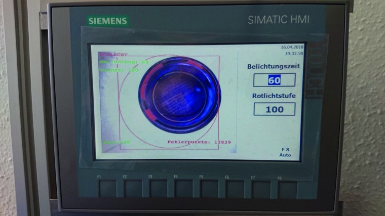 Die Visualisierung in der Glasflascheninspektion bei Heinz Glas. Bild: Vision &...