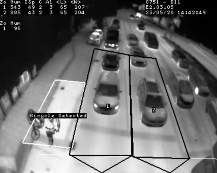 Mit den Wärmebildsensoren von Flir kann zwischen  Pkw, Lkw und  Fahrrädern...
