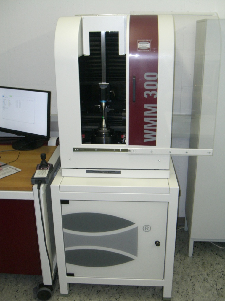 Die WMM 300 ist eine präzise Wellenmessmaschine zur schnellen Messung...