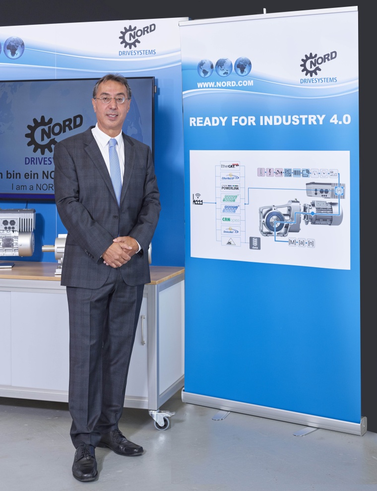 Omar Sadi im Interview über die Antriebstechnik in Industrie-4.0-Umgebungen.