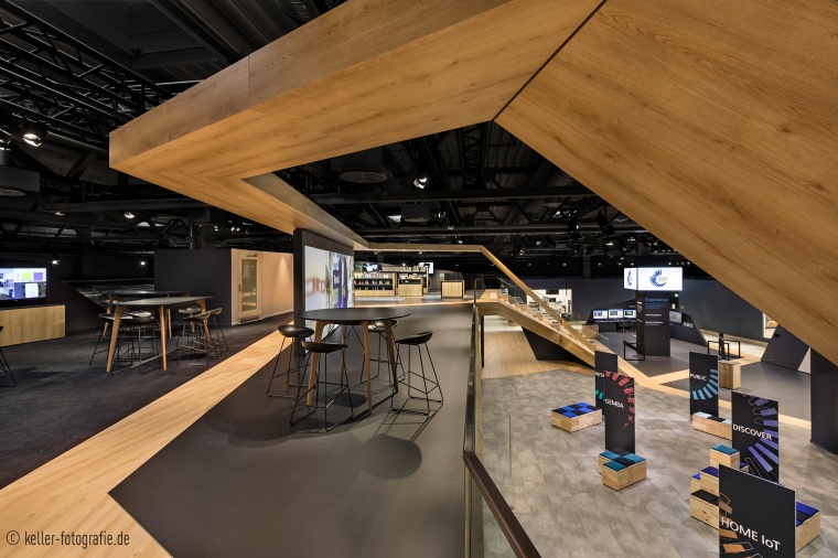 Im Münchener Customer Experience Center (CXC) zeigt Panasonic unter anderem...