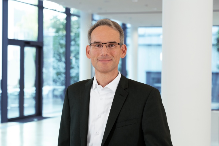 Dr. Markus Weber, Mitglied des Vorstands der Zeiss Gruppe und Vorsitzender der...