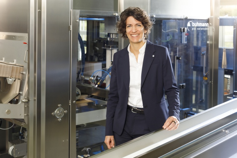 Dorothee Buhmann, Geschäftsführerin der Firma Buhmann, freut sich über die...