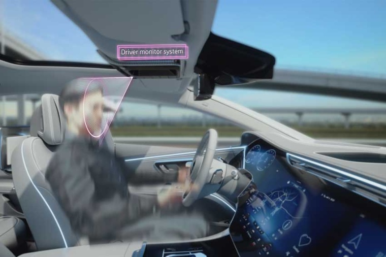 Autos können mit Funktionen aus der Consumer-Welt ausgestattet werden und...