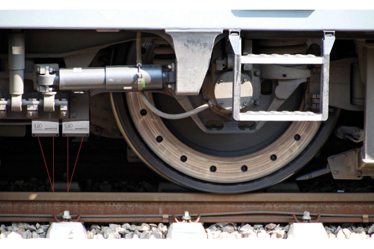 Um Hochgeschwindigkeitstrassen des Zugverkehrs zu ­prüfen, ­kommen spezielle...