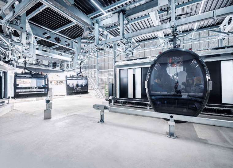 Innovativer Ansatz des Ropetaxis: Der Nutzer fordert „seine“ Gondel an und...