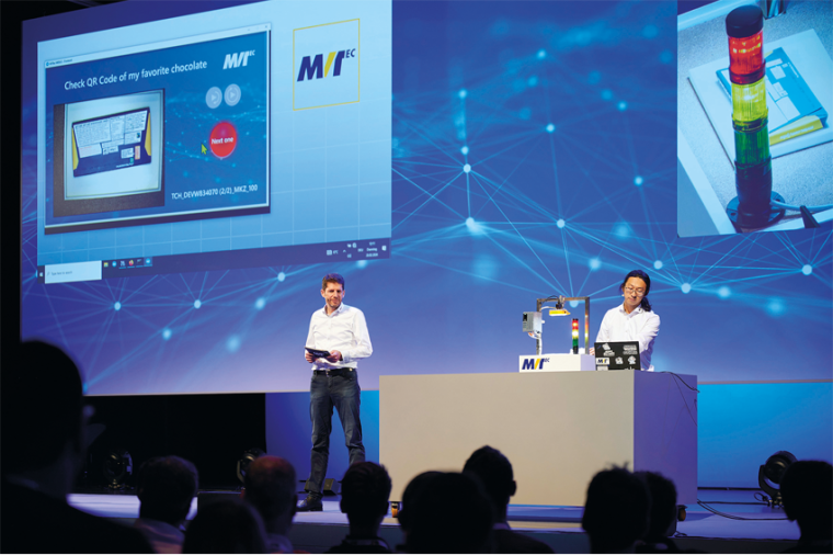 Ulf Schulmeyer, Produktmanager Merlic, und Xin Jin, Applikationsingieur,...