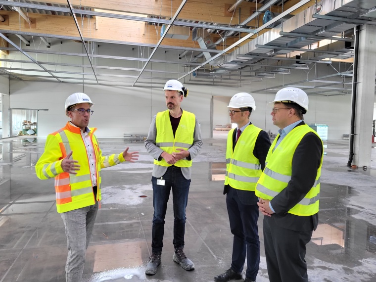 Jumo-Geschäftsführer Dr. Steffen Hoßfeld und Jumo-Projektleiter Stefan Reith...