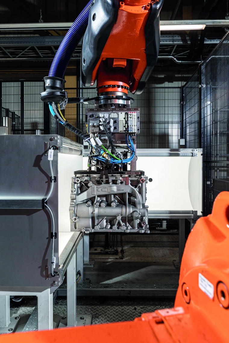 Photo: Automatisierte KI-Prüfung in der Gießerei von BMW