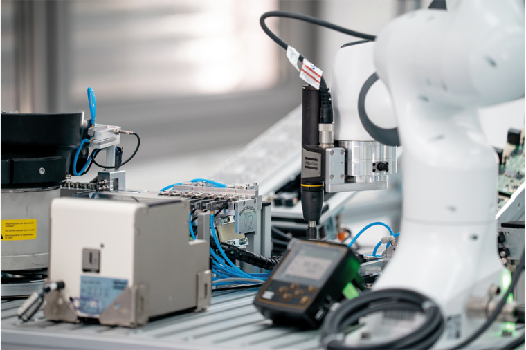 Robotikanwendungen sind Paradebeispiele für Headless-Devices, die am Gerät...