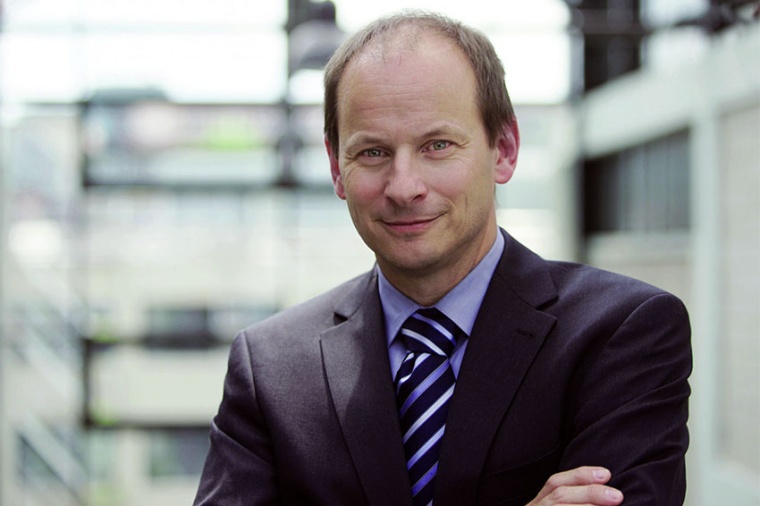 Prof. Constantin Haefner (Bild/Source: FhILT)