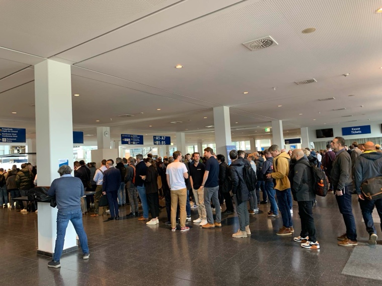 Großer Besucherandrang bei der All About Automation 2025 in Friedrichshafen....