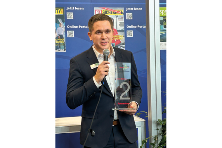 Filip Szadziewski von Murrelektronik erhielt den AutomationsBest Award für das...