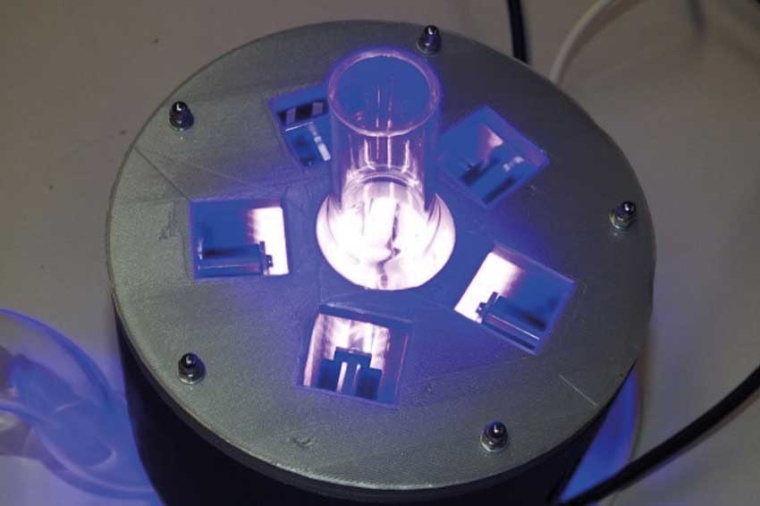 LED siphon consisting of five LED modules arranged radially around the inlet...