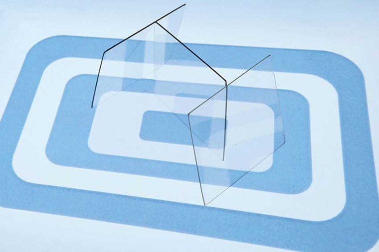 Transparent ceramics (here: spinel ceramics) can be used, for instance, for...