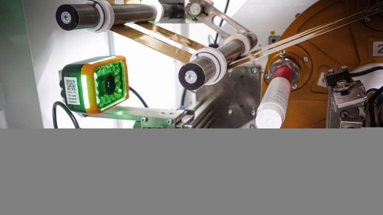 The machine vision camera compares what it sees against a previously learned...