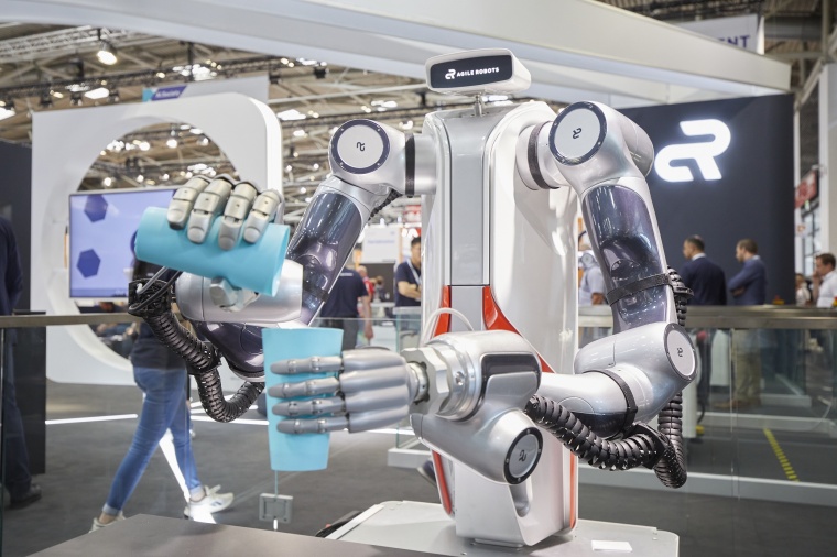 This robot serves drinks (Image: Messe München)