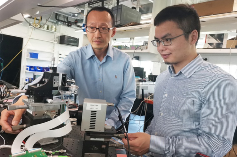 Hao Hu and Yong Liu developed a chip-based OPA that accomplishes beam steering...
