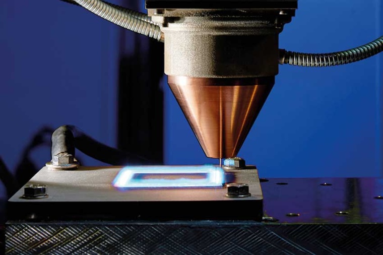 The new COLLAR Hybrid Additive Manufacturing process relies on a combination of...
