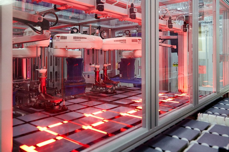 Production line for solar cells (Source: Qcells)