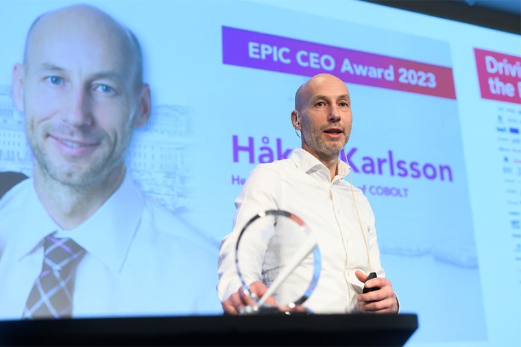 Håkan Karlsson with the CEO Award (Source: EPIC)