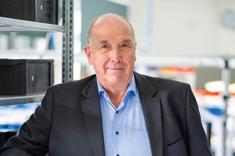 Dr. Ulrich Kienitz, managing director of Optris, established the company 20...