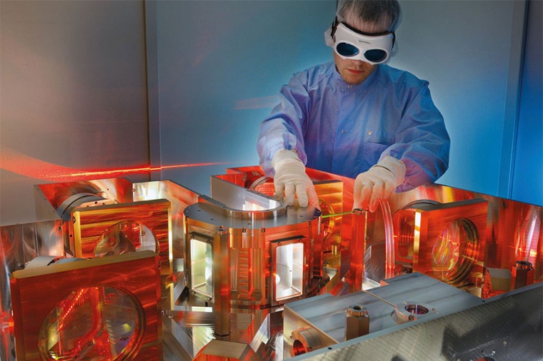 The optics for the laser diode-based zone melting process LDFZ (laser-diode...