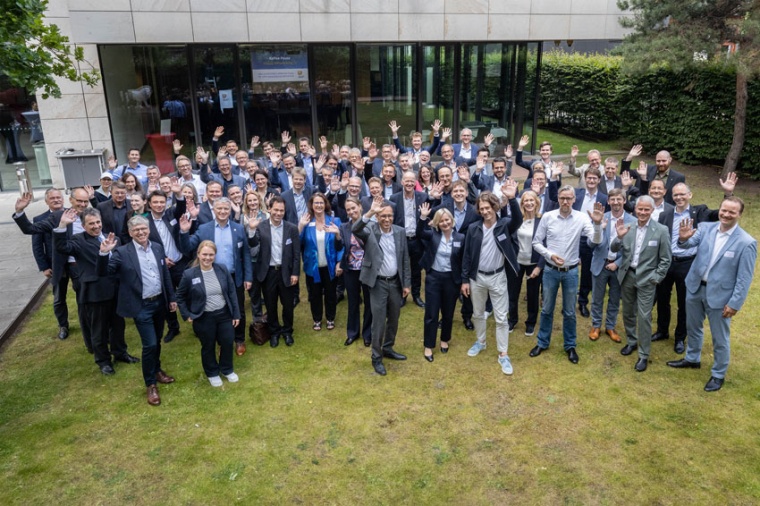 The participants of the Photonics Germany Future Summit and Industry Meeting...