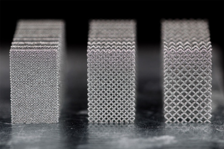 Additively manufactured zinc anodes with controlled porosity can provide a...