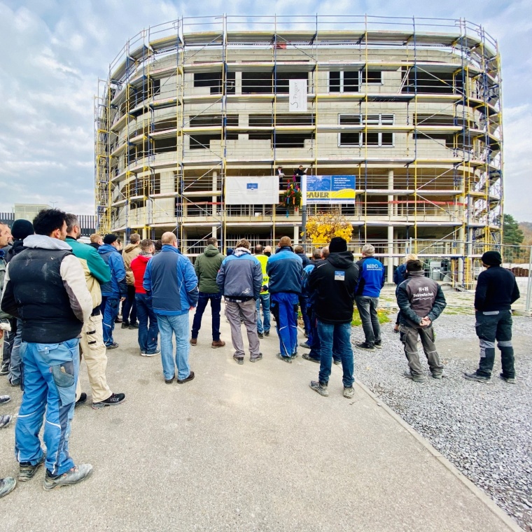 Der Rohbau des b39 genannten Technologiezentrums steht. (Bildquelle: IDS)