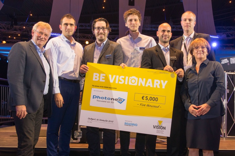 Photoneo gewinnt den VISION Award 2018 mit ihrer PhoXi 3D Camera, die mit einem...