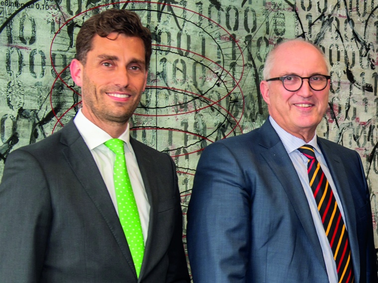 Chief Executive Officer Stephan Gais (rechts) und der neue...