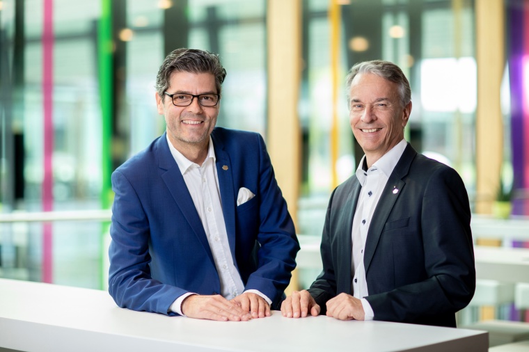 Roland Bleinroth (r.) und Stefan Lohnert bilden seit dem 1. Februar 2020 die...