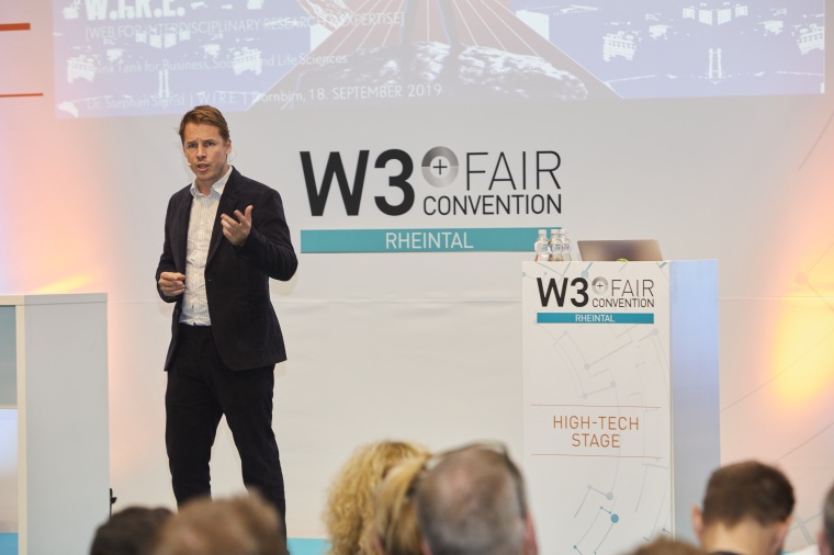 Der Kongress N-Tec Talks findet parallel zur Fachmesse für Optik-, Photonik-,...