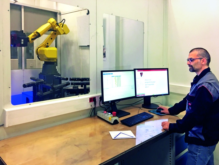 Franck Dorlet, Messtechniker, bei der Arbeit mit der 3D-Inspektionslösung